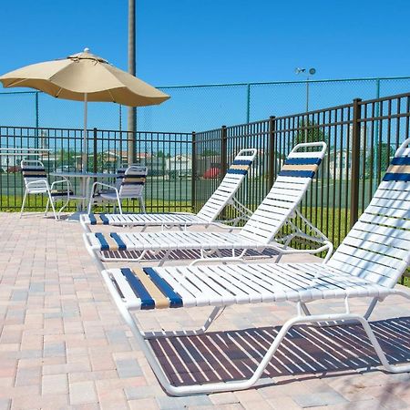 Majestic Oaks Rv Resort Zephyrhills Buitenkant foto